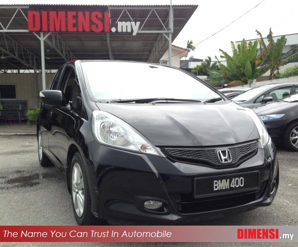 sell Honda Jazz 2014 1.5 CC for RM 50900.00 -- dimensi.my